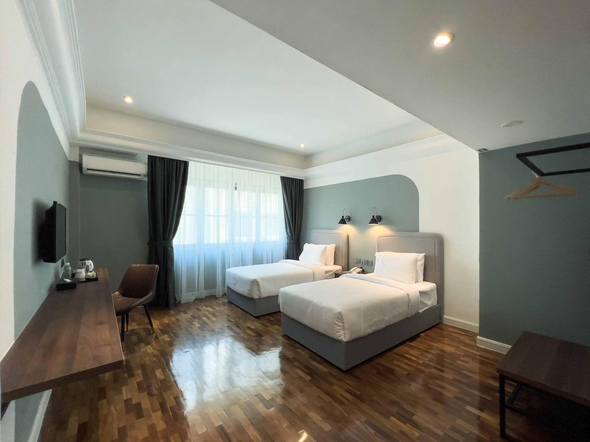 Seri Costa Hotel 3*